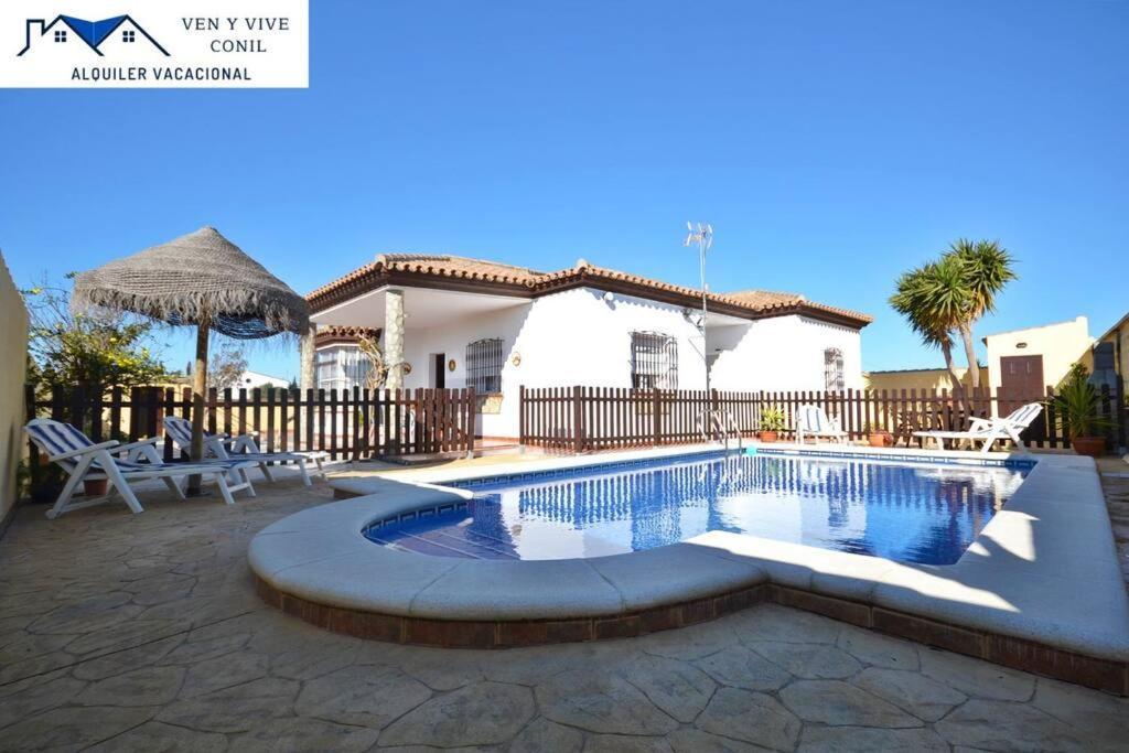 Chalet Con Piscina Privada En Conil Conil De La Frontera Exterior foto